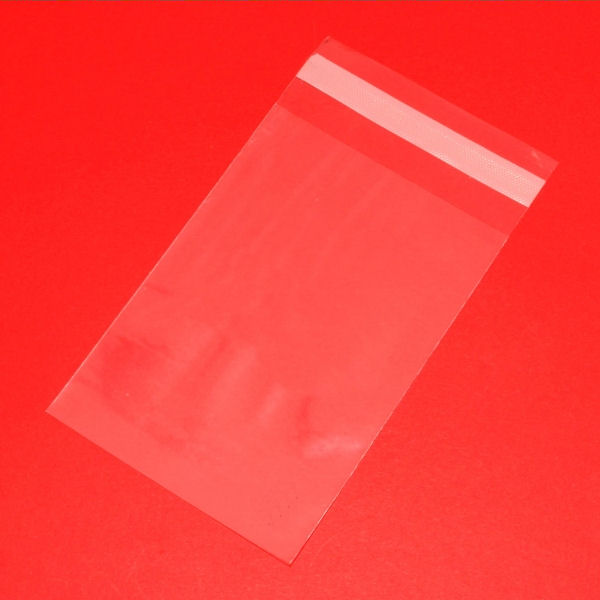 Zak LDPE 30x40cm +klep/plakstrip 45mu hersluitbaar (pak à 100st)