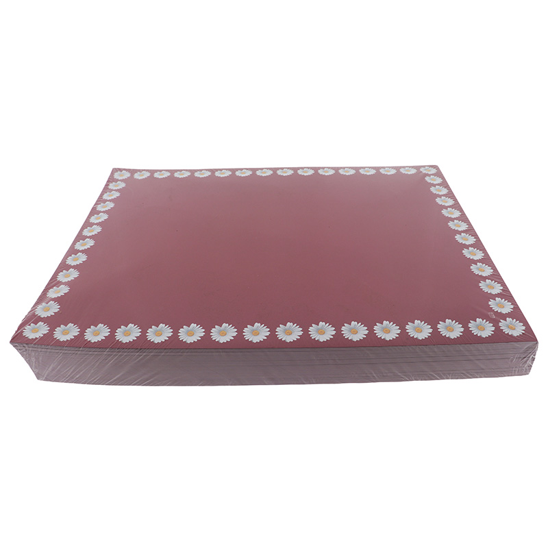 Papieren placemat rood Met bloemetjes 27x42cm