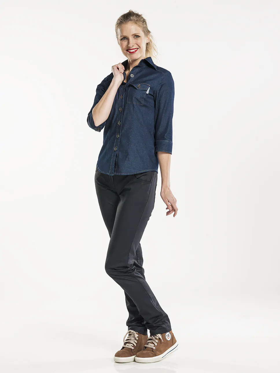 Blouse dames CD blue denim stretch 3/4 mouw Blouse dames CD blue denim stretch 3/4 mouw