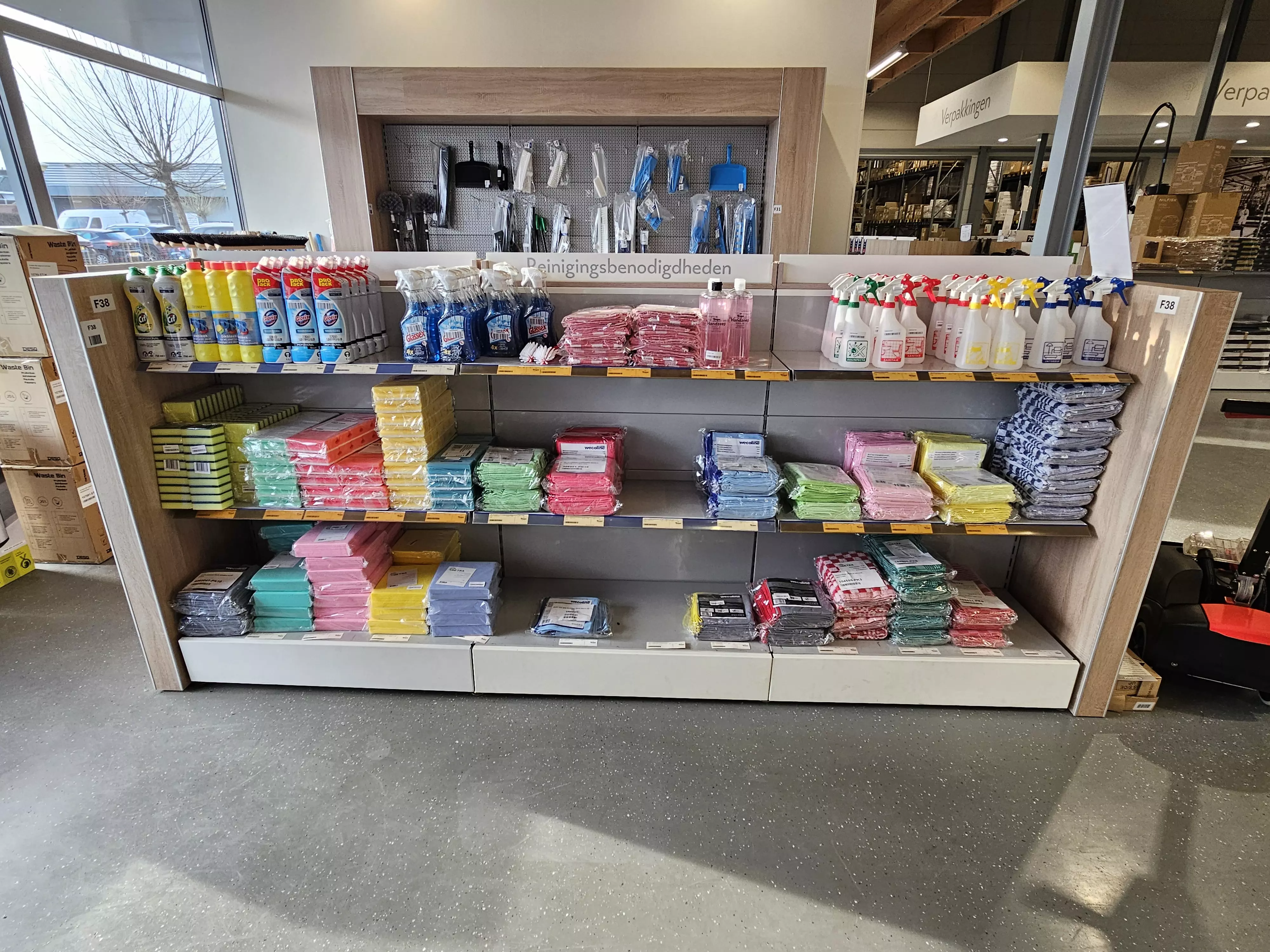 schoonmaakmaterialen groothandel Twepa