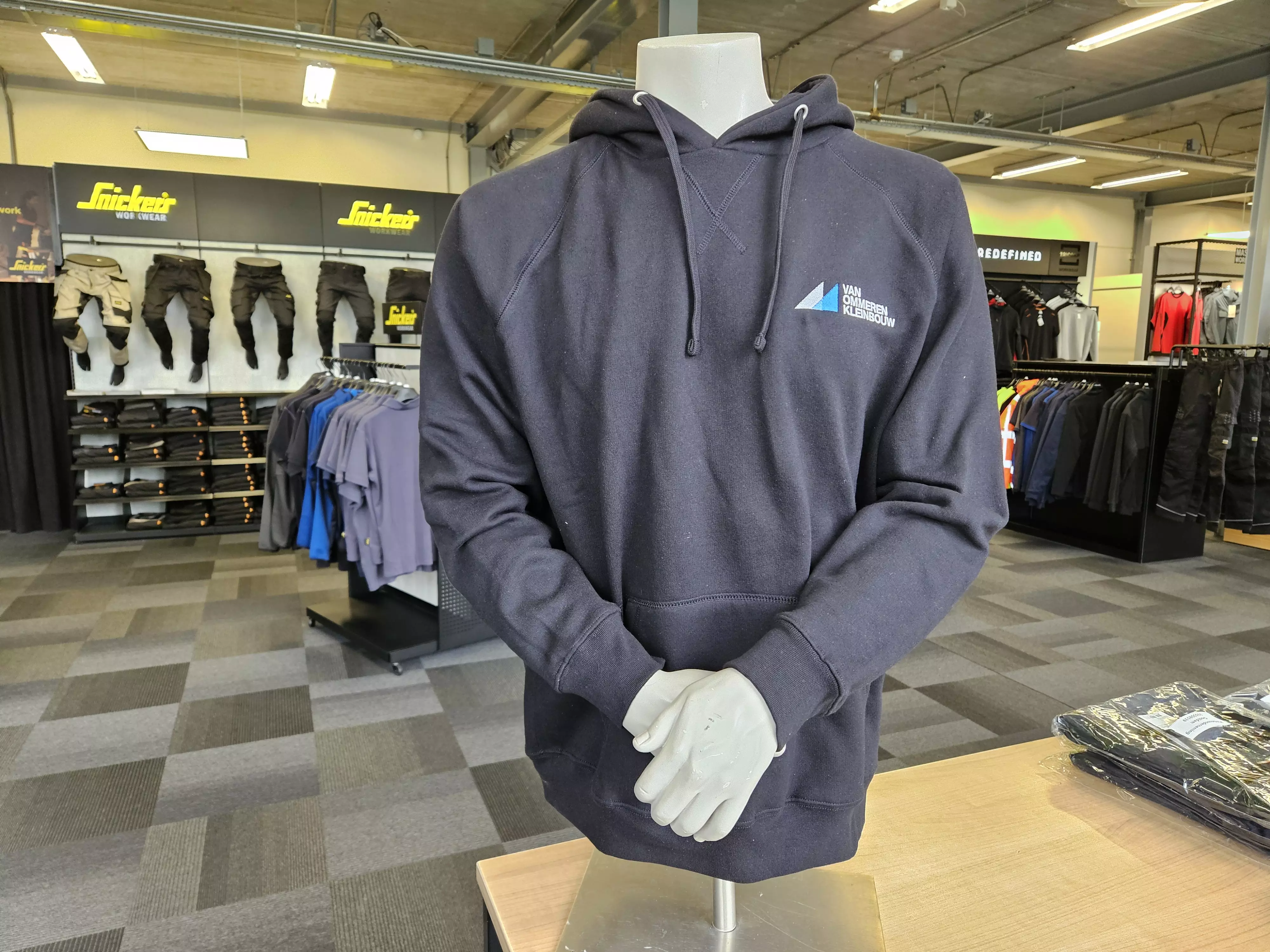 Geborduurde werkhoodie Van Ommeren Kleinbouw